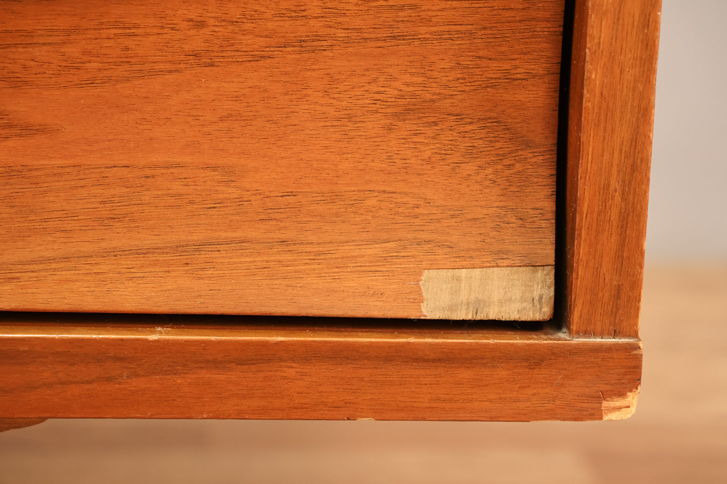 Mid Century Concave Walnut 9-Drawer Dresser