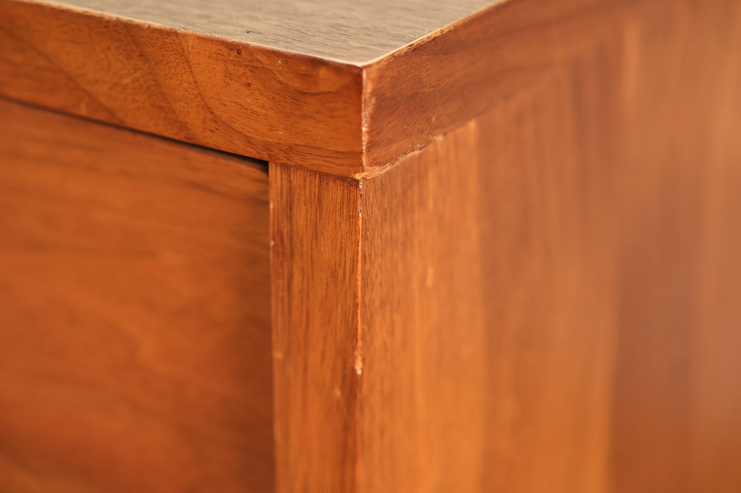 Mid Century Concave Walnut 9-Drawer Dresser