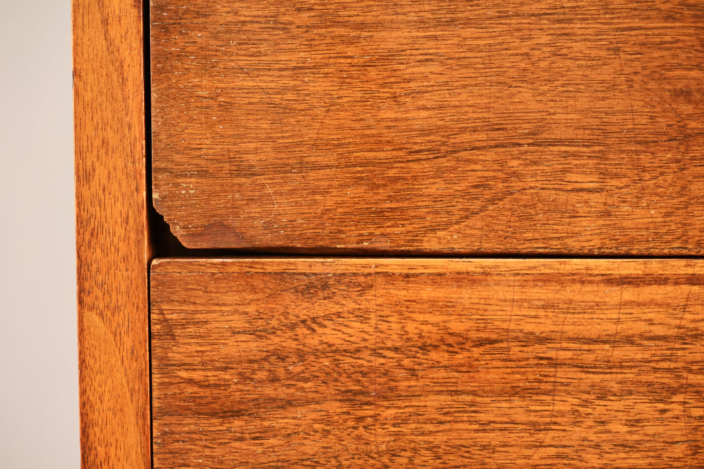 Slim Mid Century 5-Drawer Dresser
