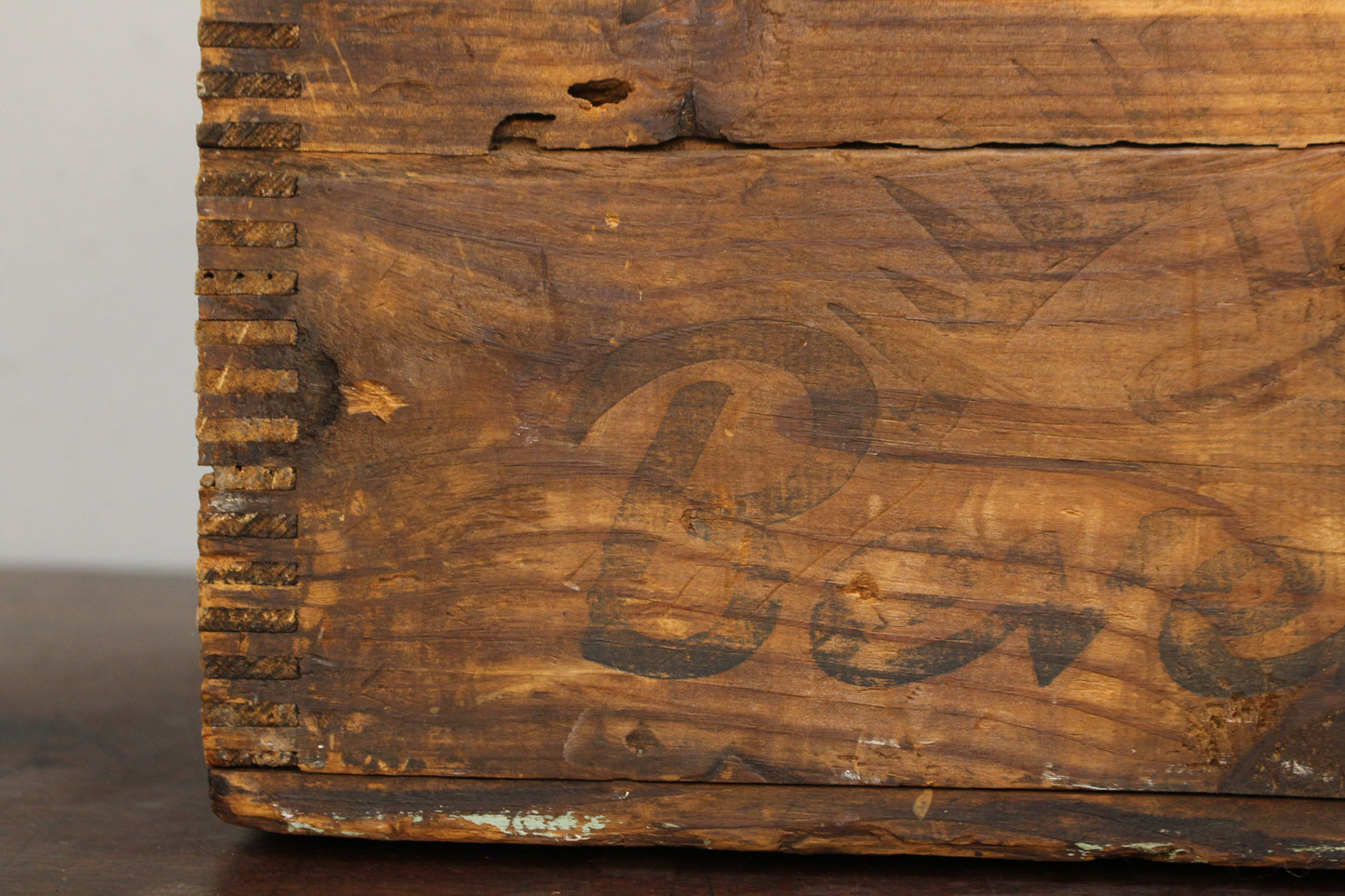 Rustic Wooden Yankee Beverages Crate