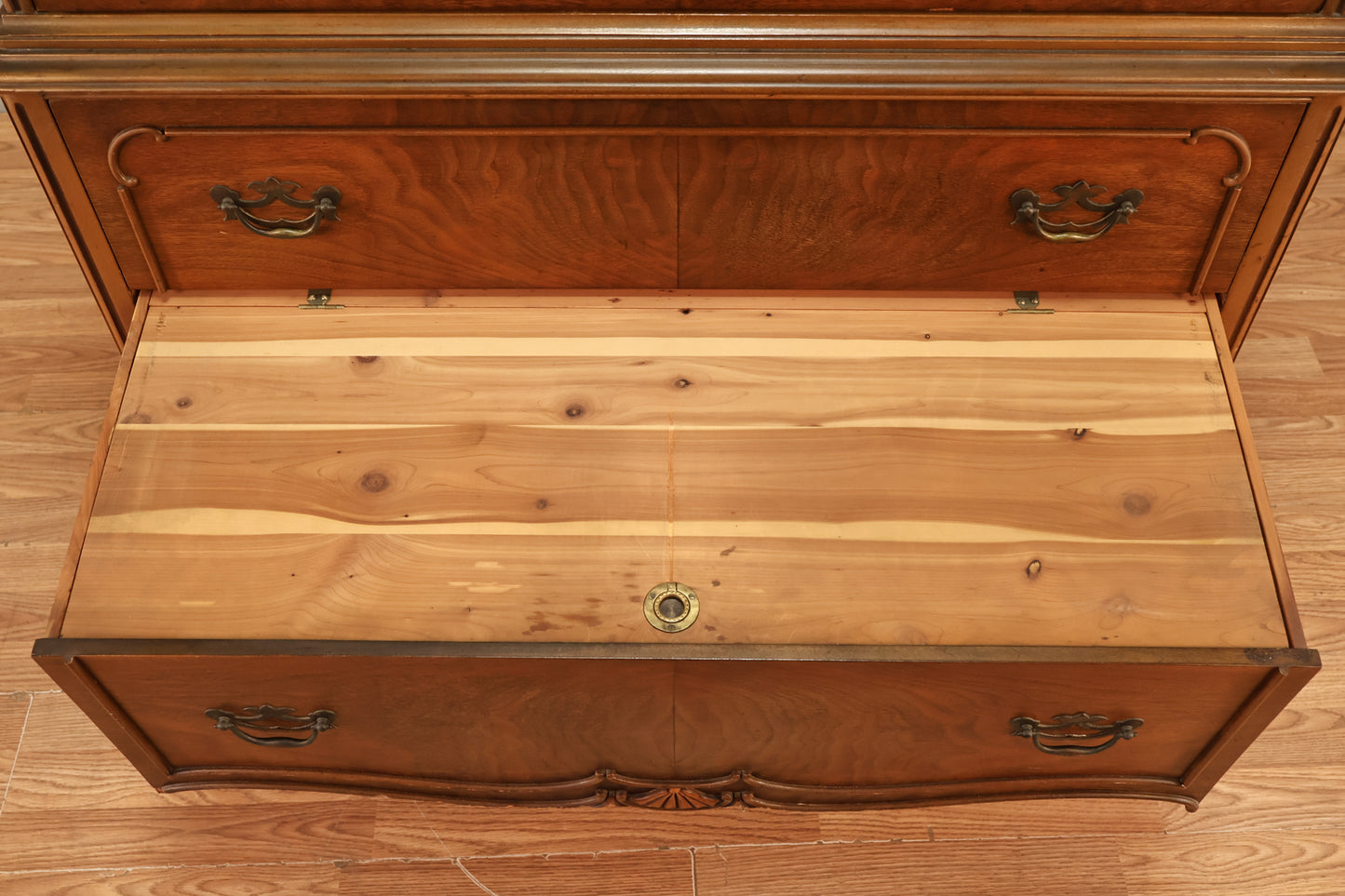Provinicial 5-Drawer Highboy Dresser