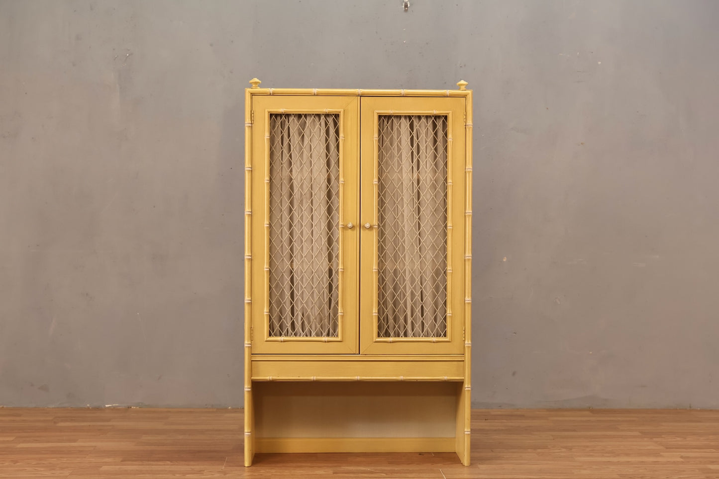 Thomasville Lemon Meringue 2-Door Bookcase