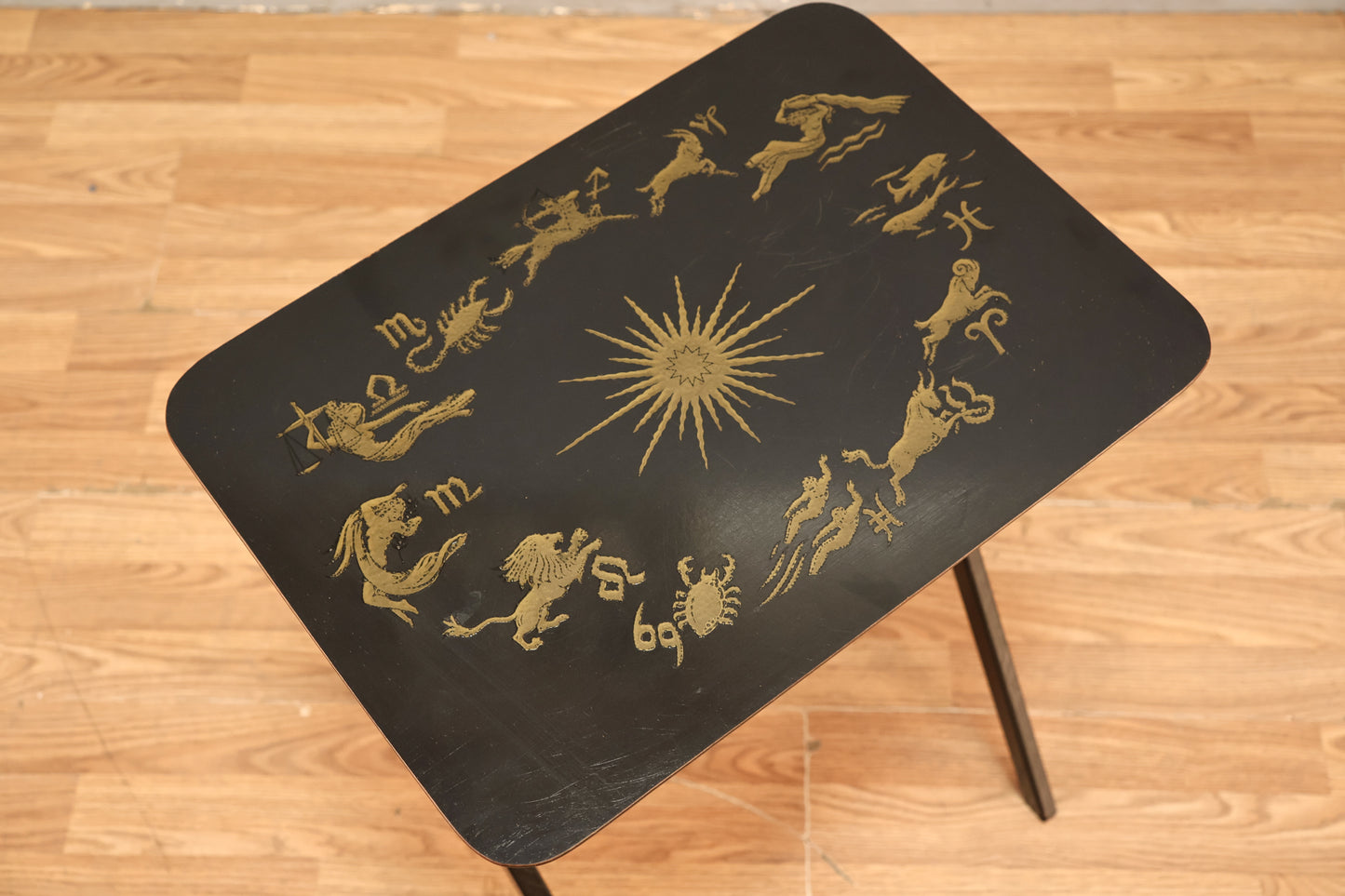 Set of 4 Artex Zodiac Tray Tables