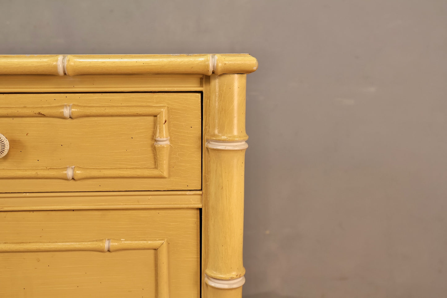 Thomasville Lemon Meringue 7-Drawer Dresser