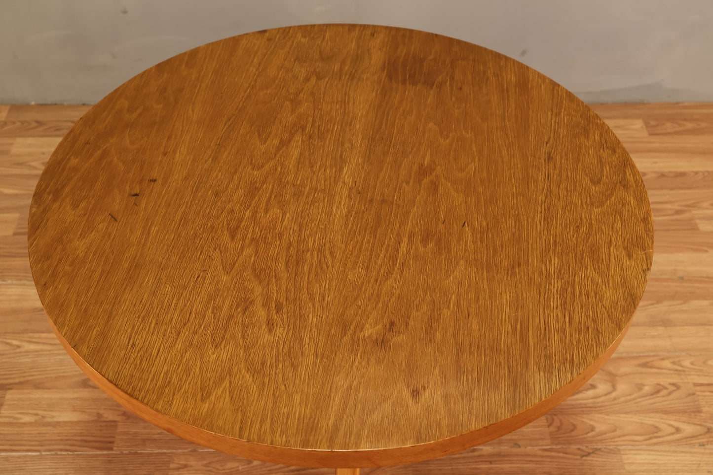 T.H. Robsjohn-Gibbings Round Tripod Occasional Table