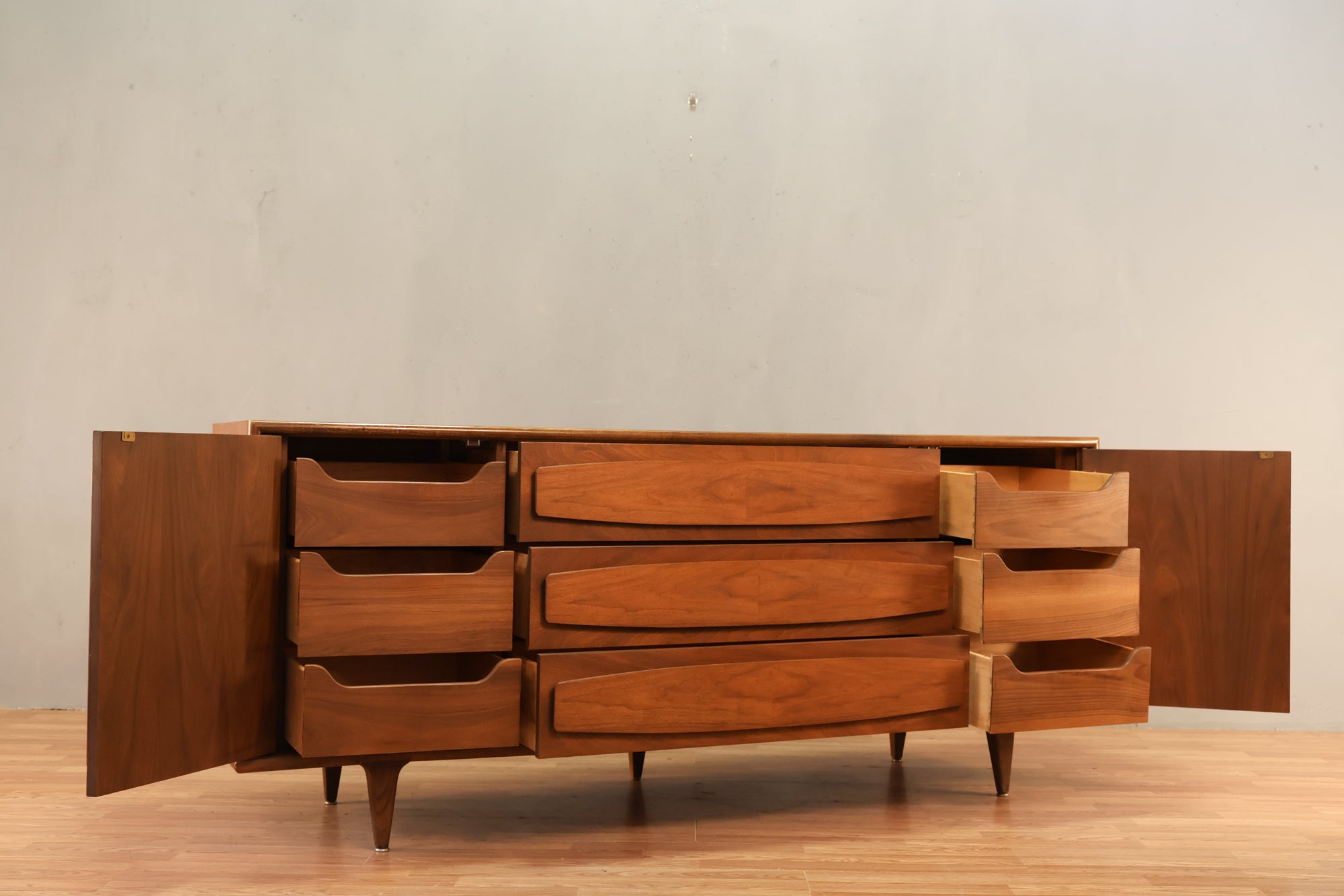 【週末セール】フランスビンテージチェスト60’s American Of Martinsville Walnut 2-Door Credenza - ONLINE ONLY