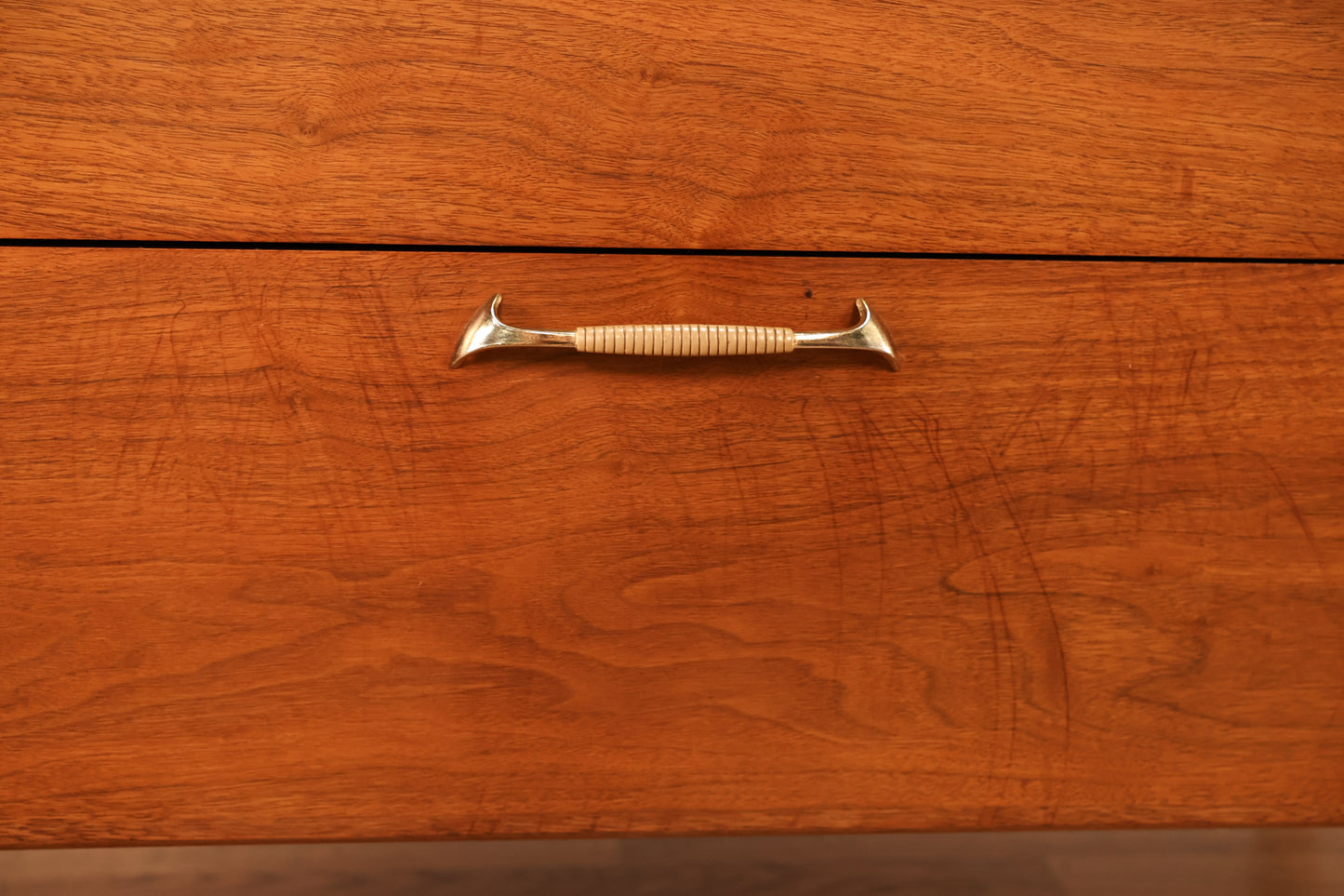 Drexel "Modern" 5-Drawer Dresser