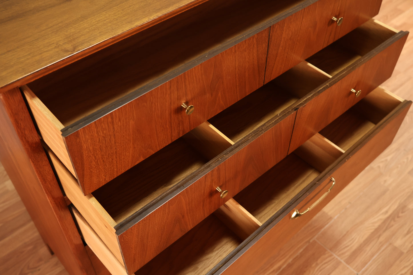 Drexel "Modern" 5-Drawer Dresser