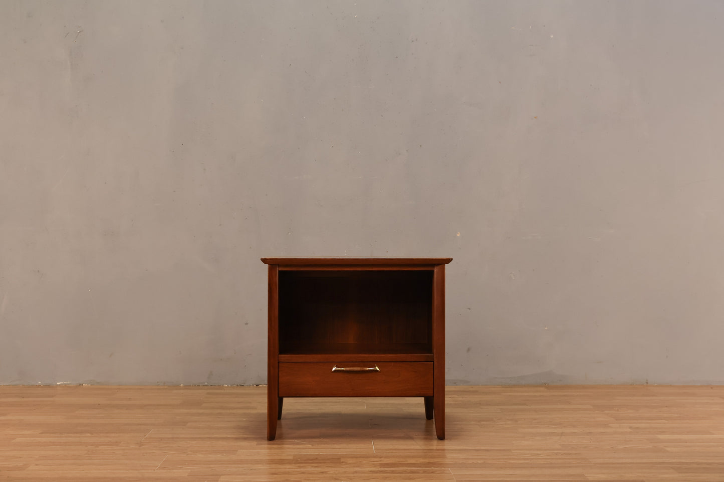 Drexel "Modern" 1-Drawer Nightstand - ONLINE ONLY