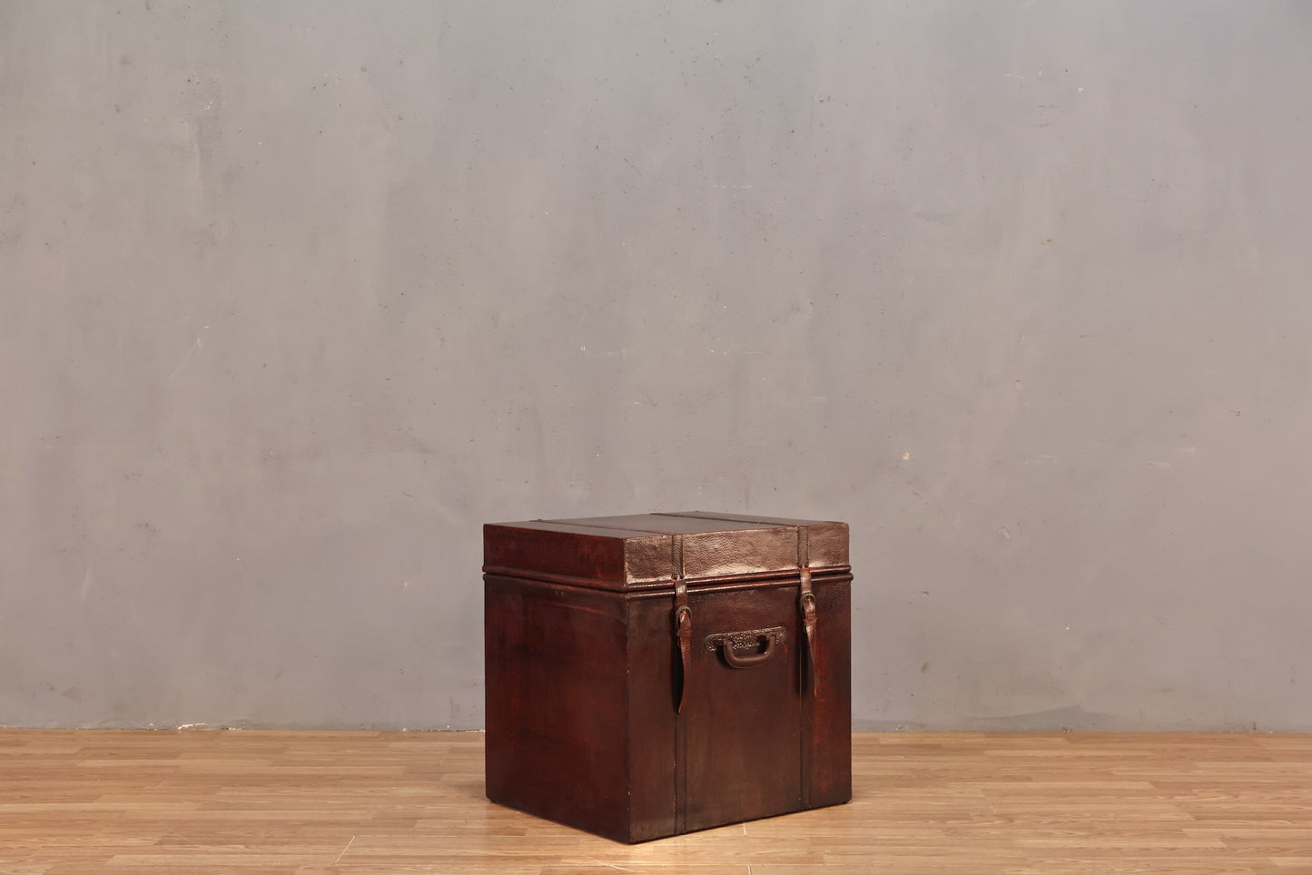 Oxblood Leather Cube Trunk