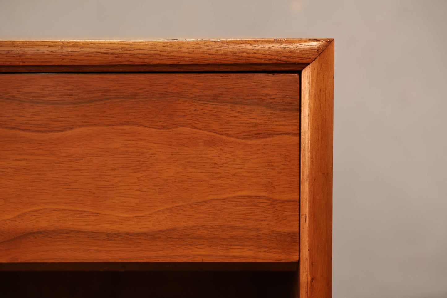 Mid Century Angled 1-Drawer Nightstand - ONLINE ONLY