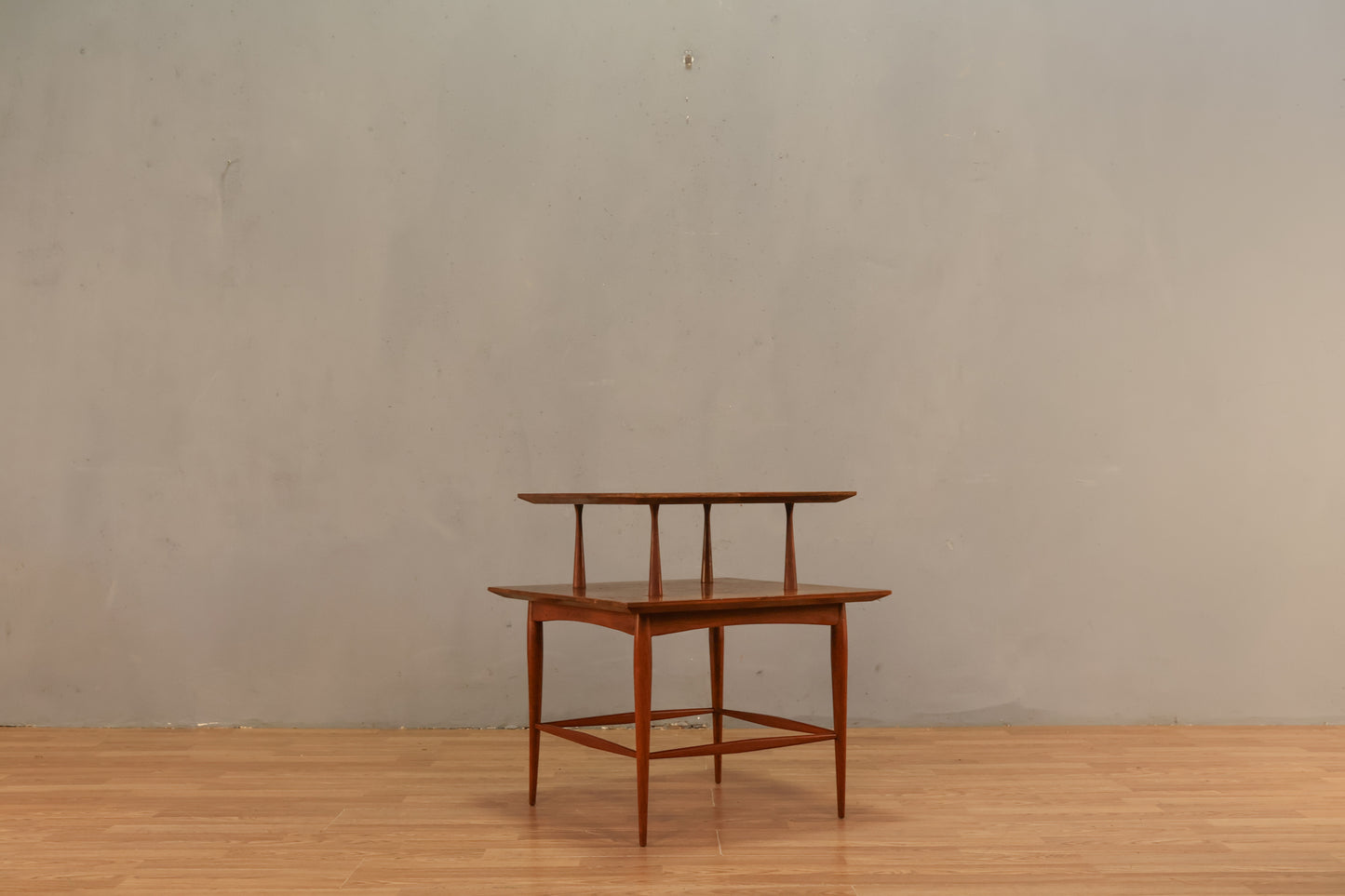 Mid Century Hourglass 2-Tier End Table