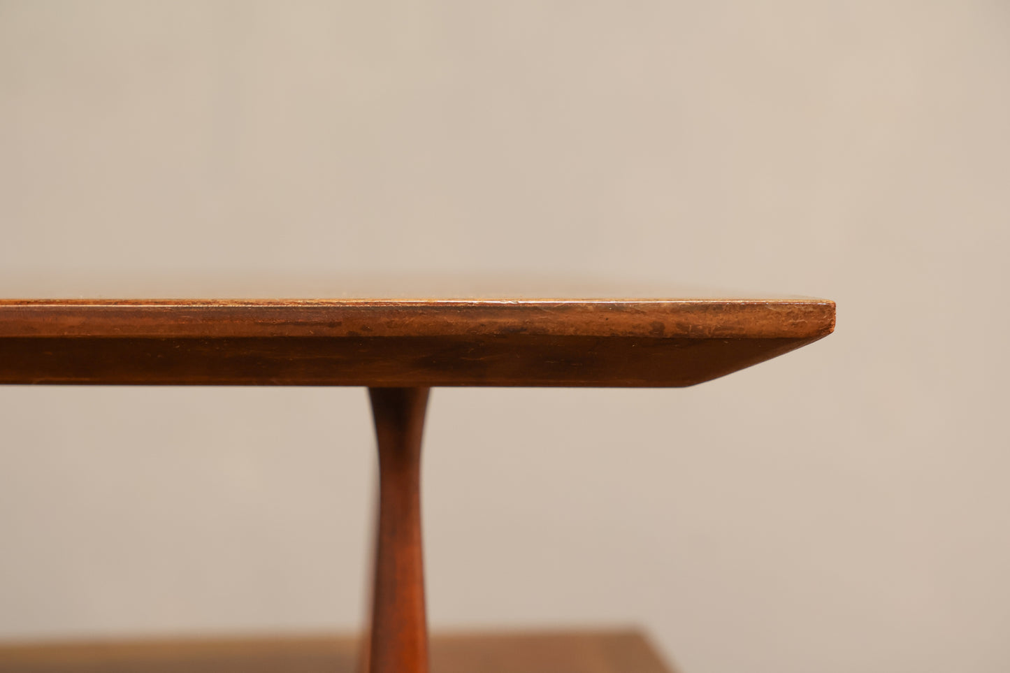 Mid Century Hourglass 2-Tier End Table