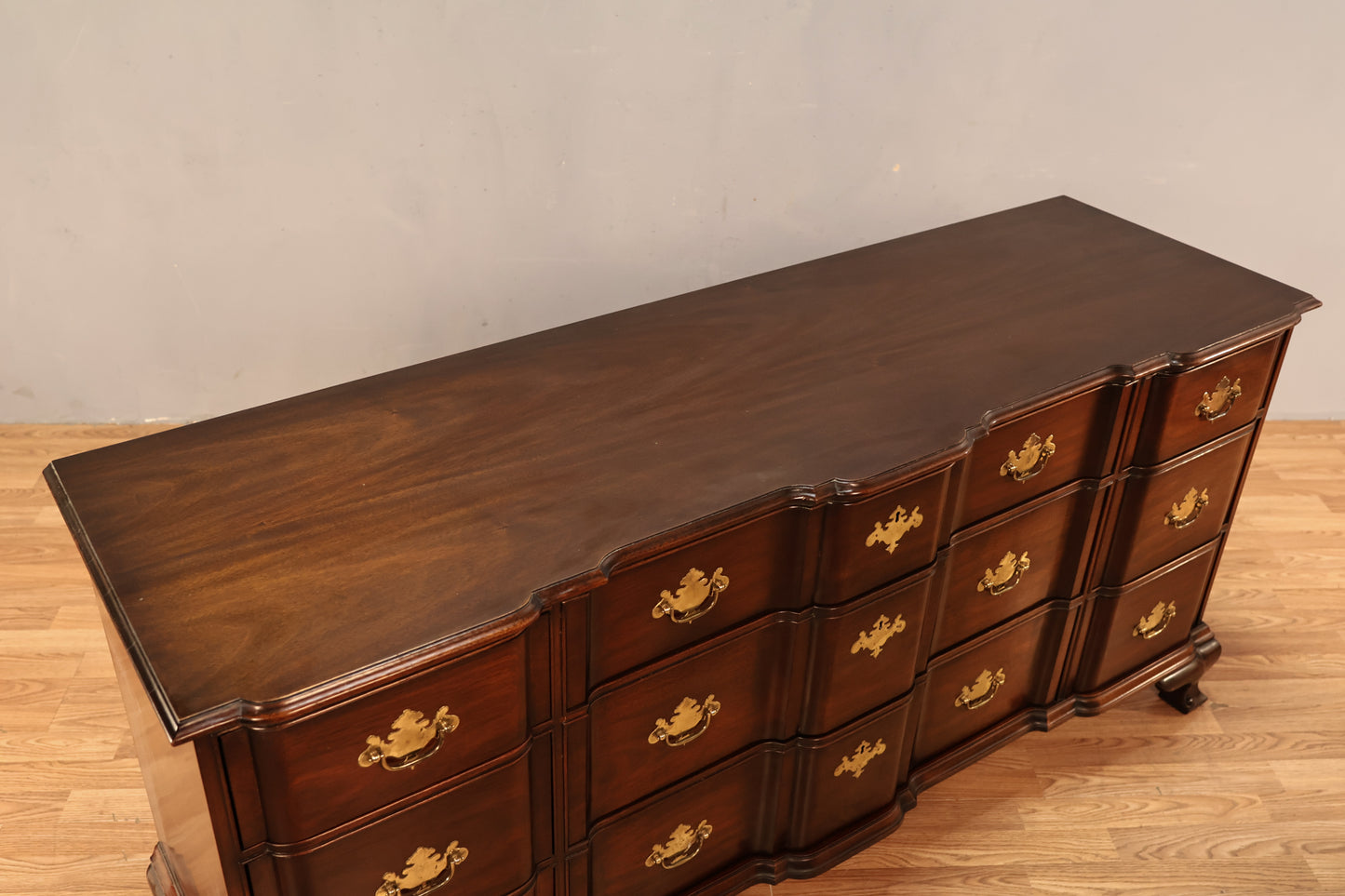 Georgian-Style Scalloped 9-Drawer Dresser - ONLINE ONLY