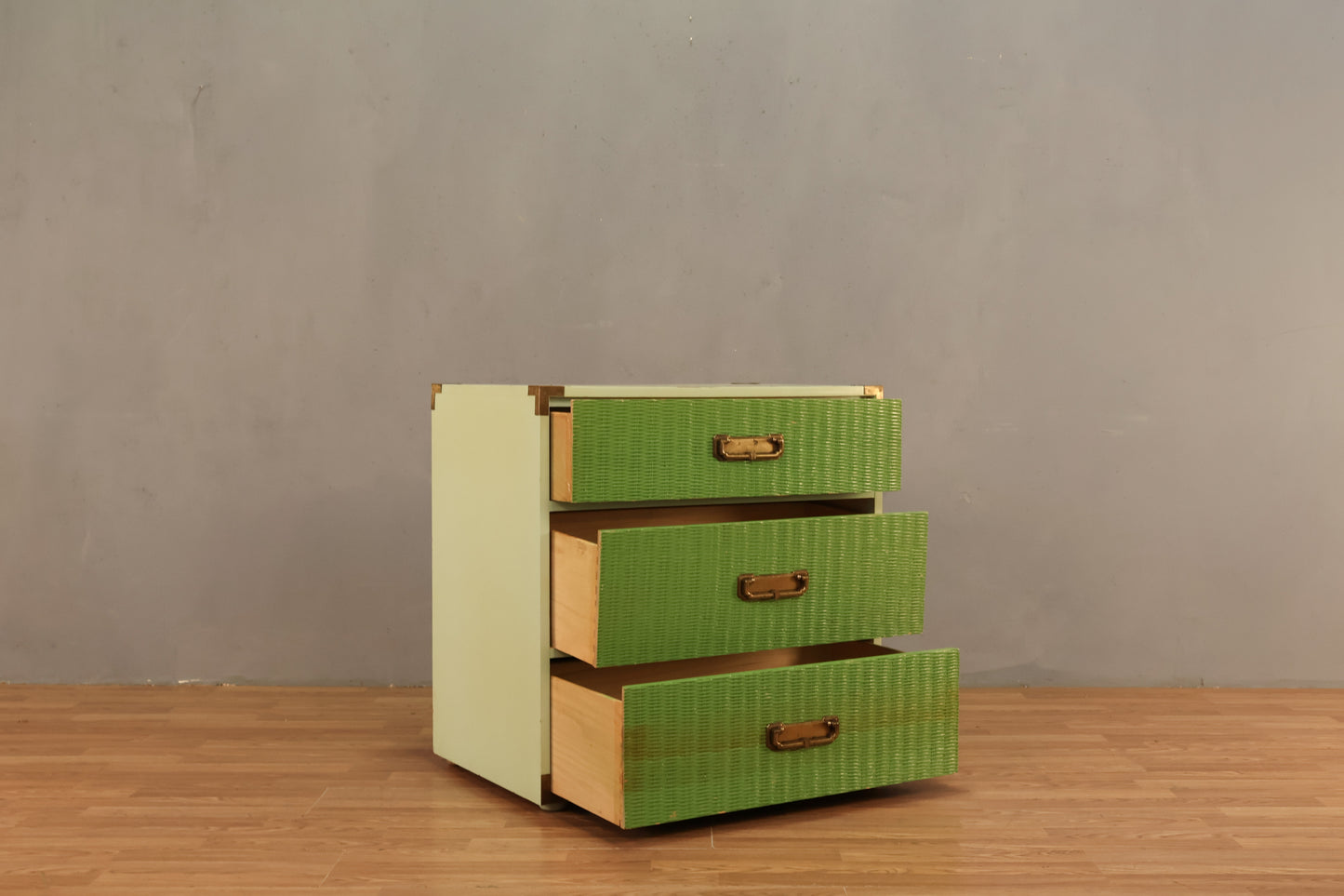 Limeade Campaign 3-Drawer Commode