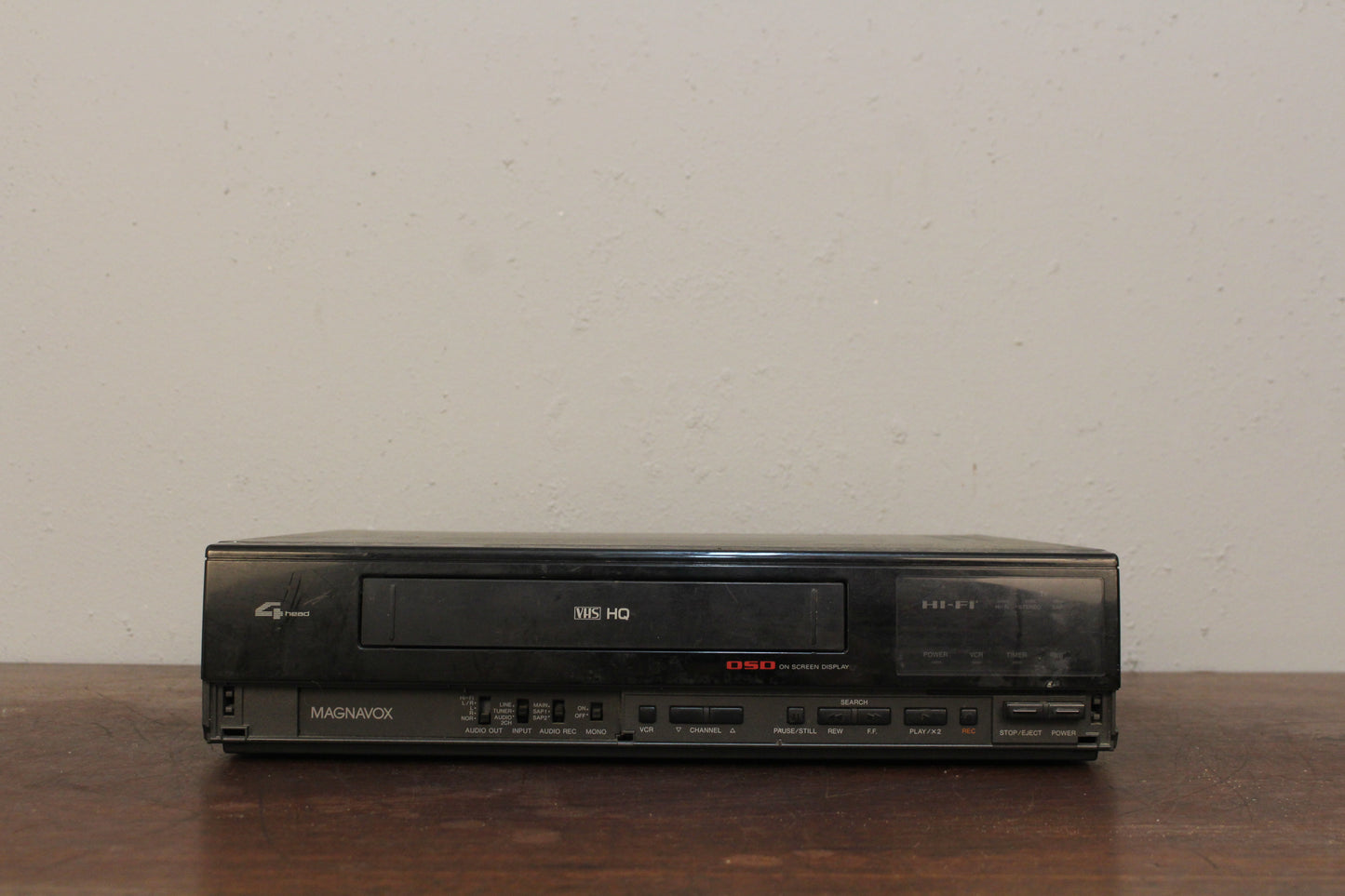 Prop Magnavox VCR