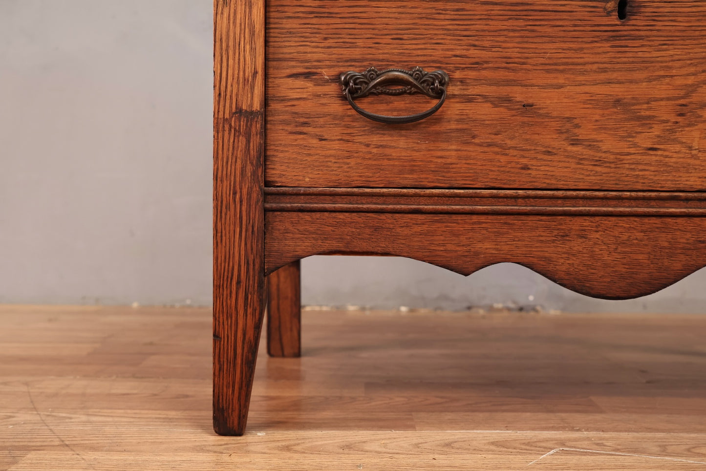 Victorian Eastlake Oak 5-Drawer Dresser