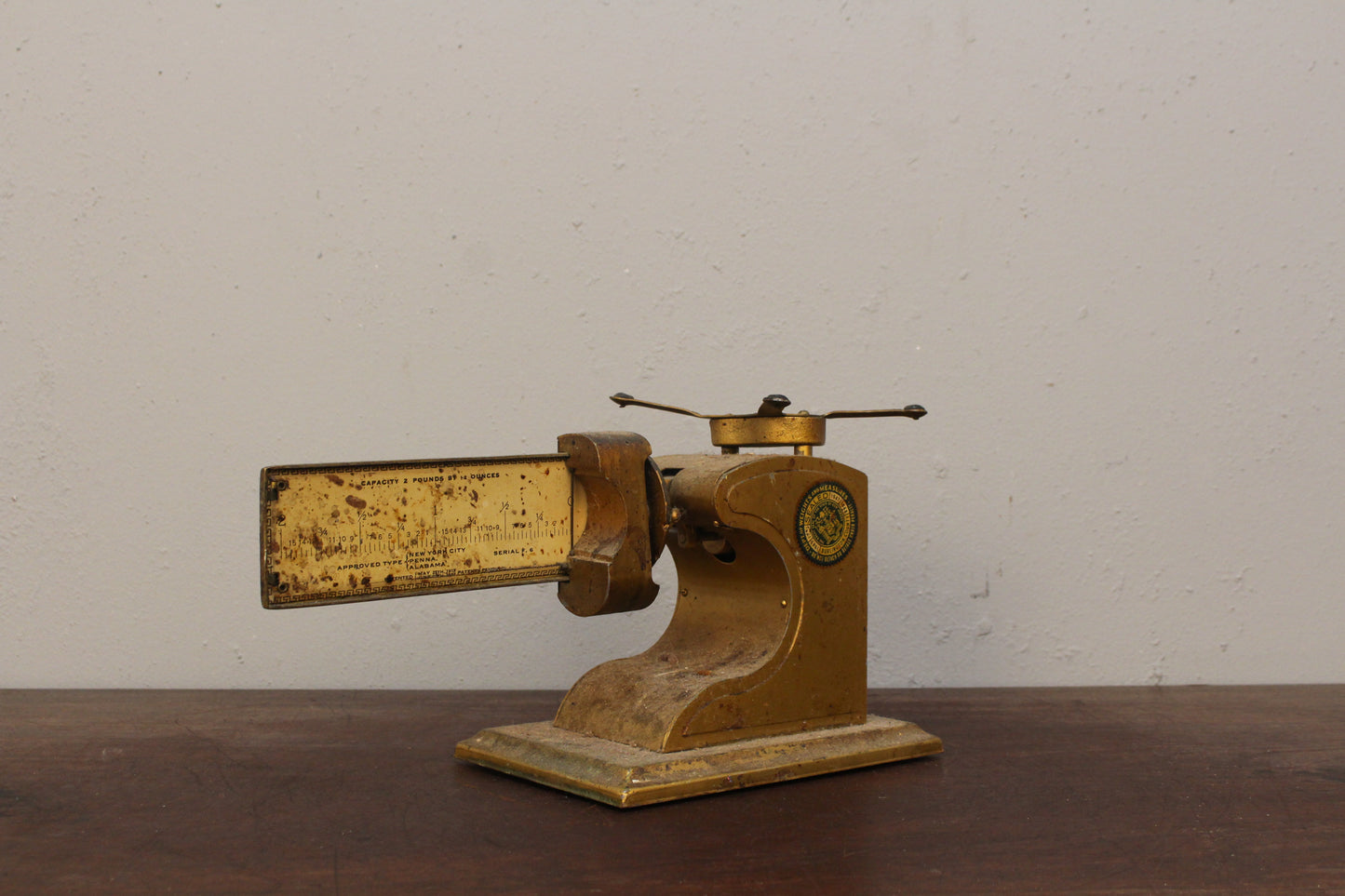 Prop Pelouze Gold Postal Scale