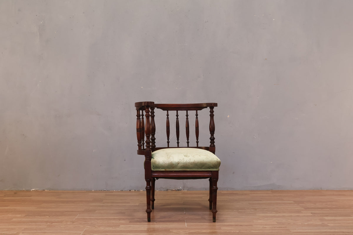 Victorian Spindle-Back Corner Chair