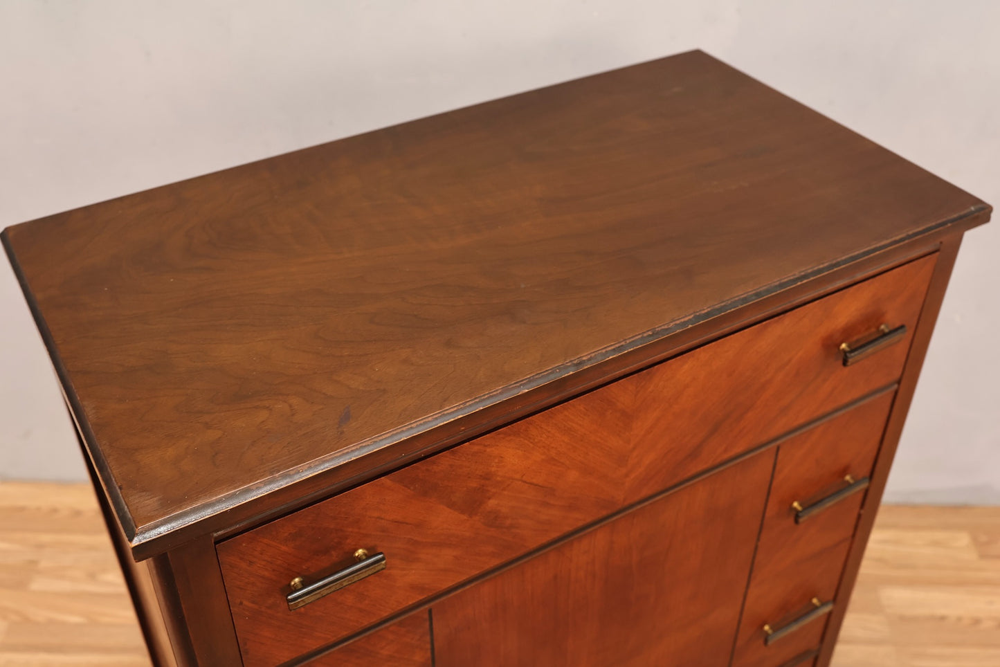 Compact Art Deco 3-Drawer Bachelor's Chest