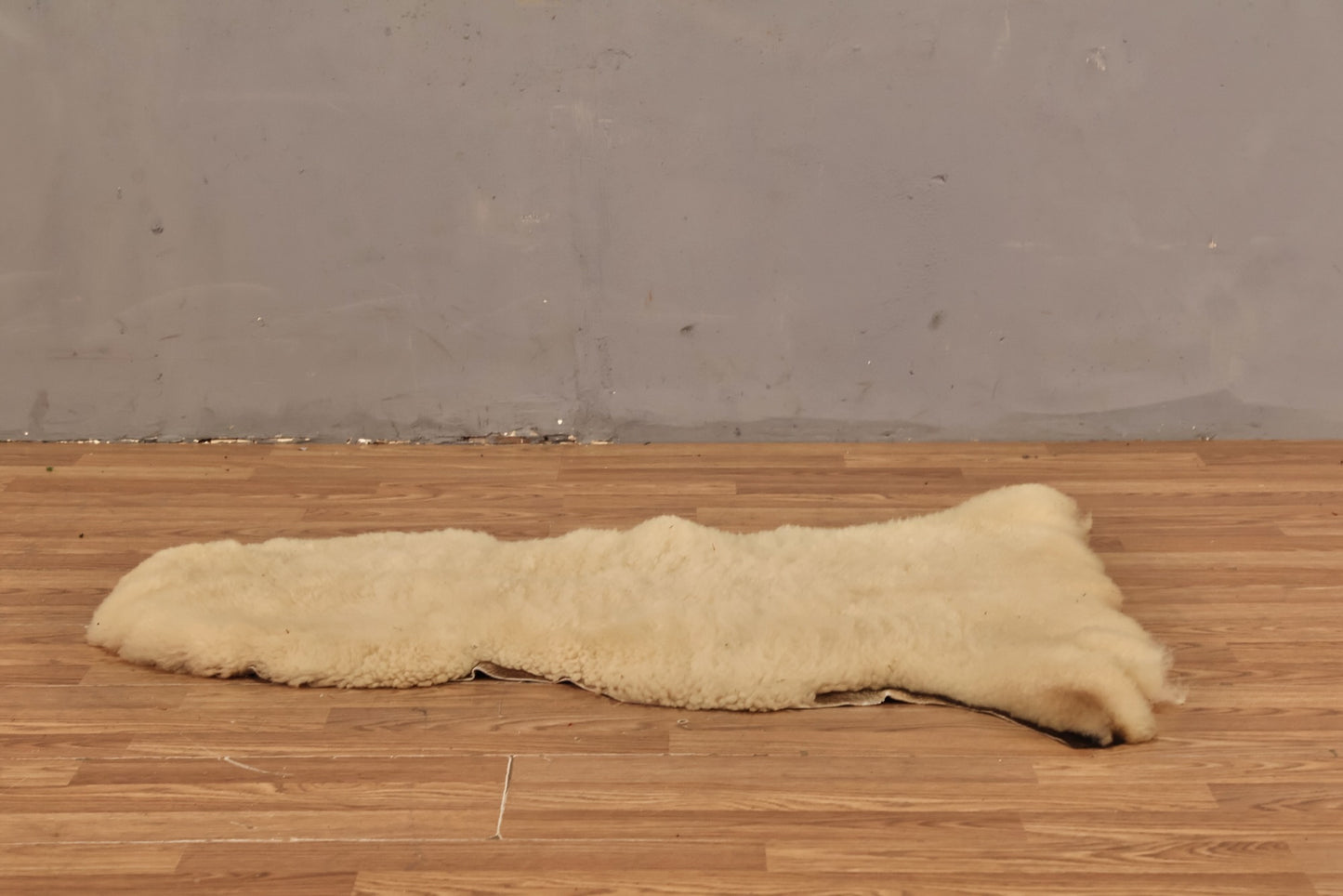 Small Sheepskin Throw Rug V - ONLINE ONLY