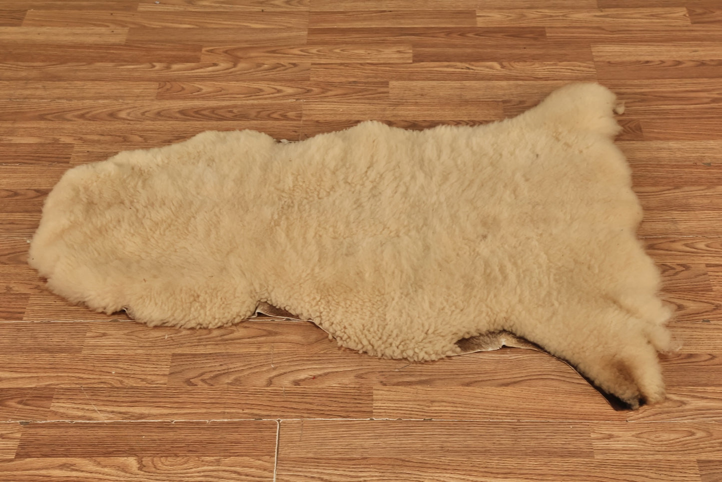 Small Sheepskin Throw Rug V - ONLINE ONLY