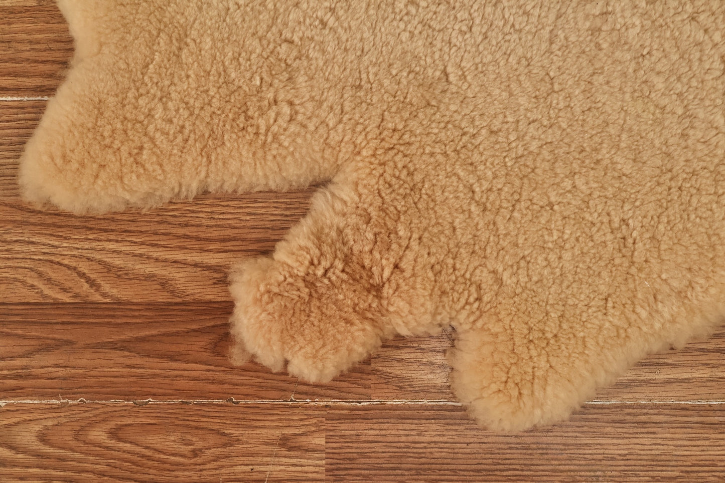 Small Sheepskin Throw Rug W - ONLINE ONLY