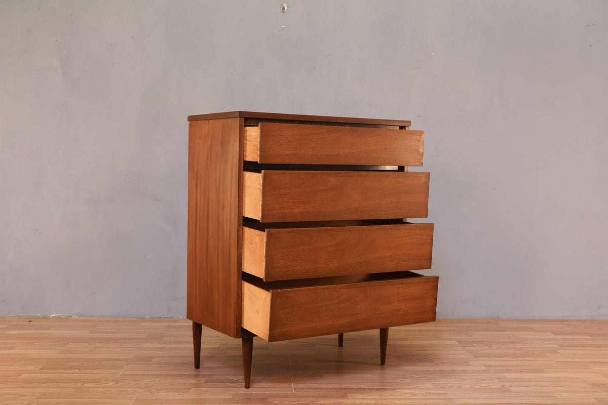 Bassett Walnut 4-Drawer Dresser