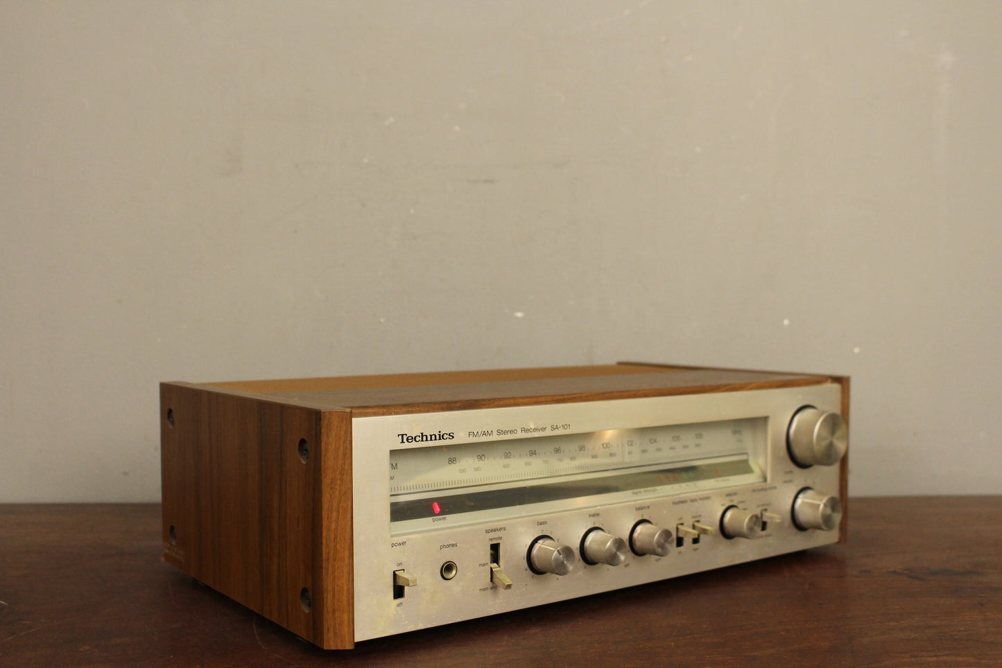 1970s Technics SA-101 Stereo Receiver