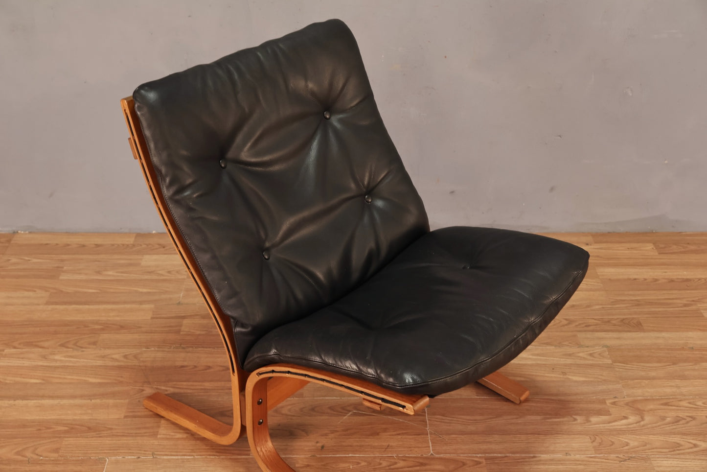 Ingmar Relling "Siesta" Leather & Teak Lounge Chair - ONLINE ONLY