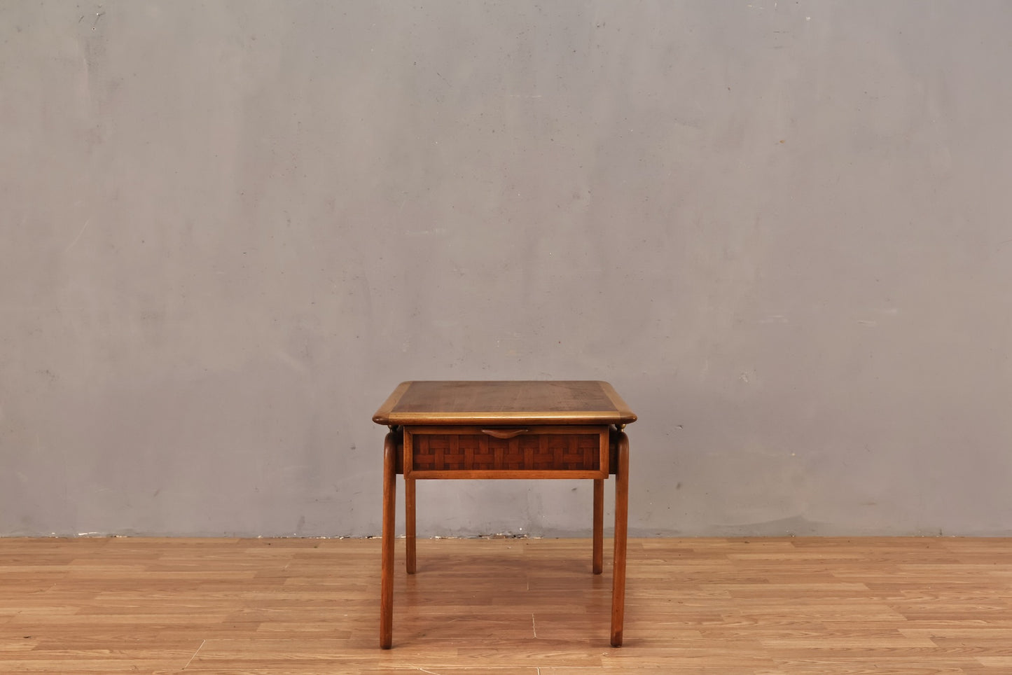Lane "Perception" Walnut 1-Drawer End Table - ONLINE ONLY