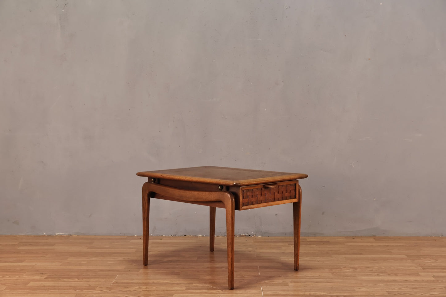 Lane "Perception" Walnut 1-Drawer End Table - ONLINE ONLY