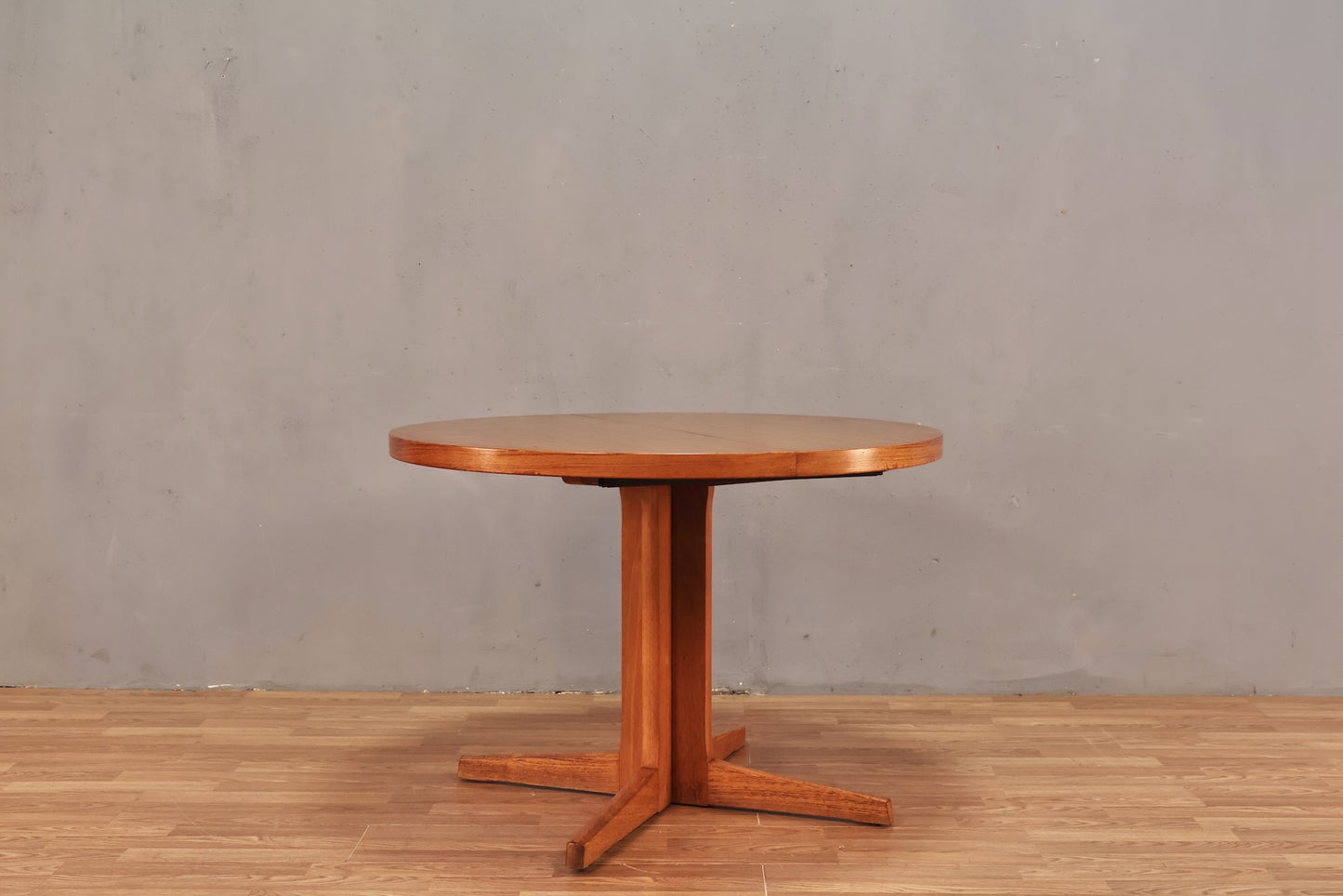 Teak Round Dining Table with Leaf