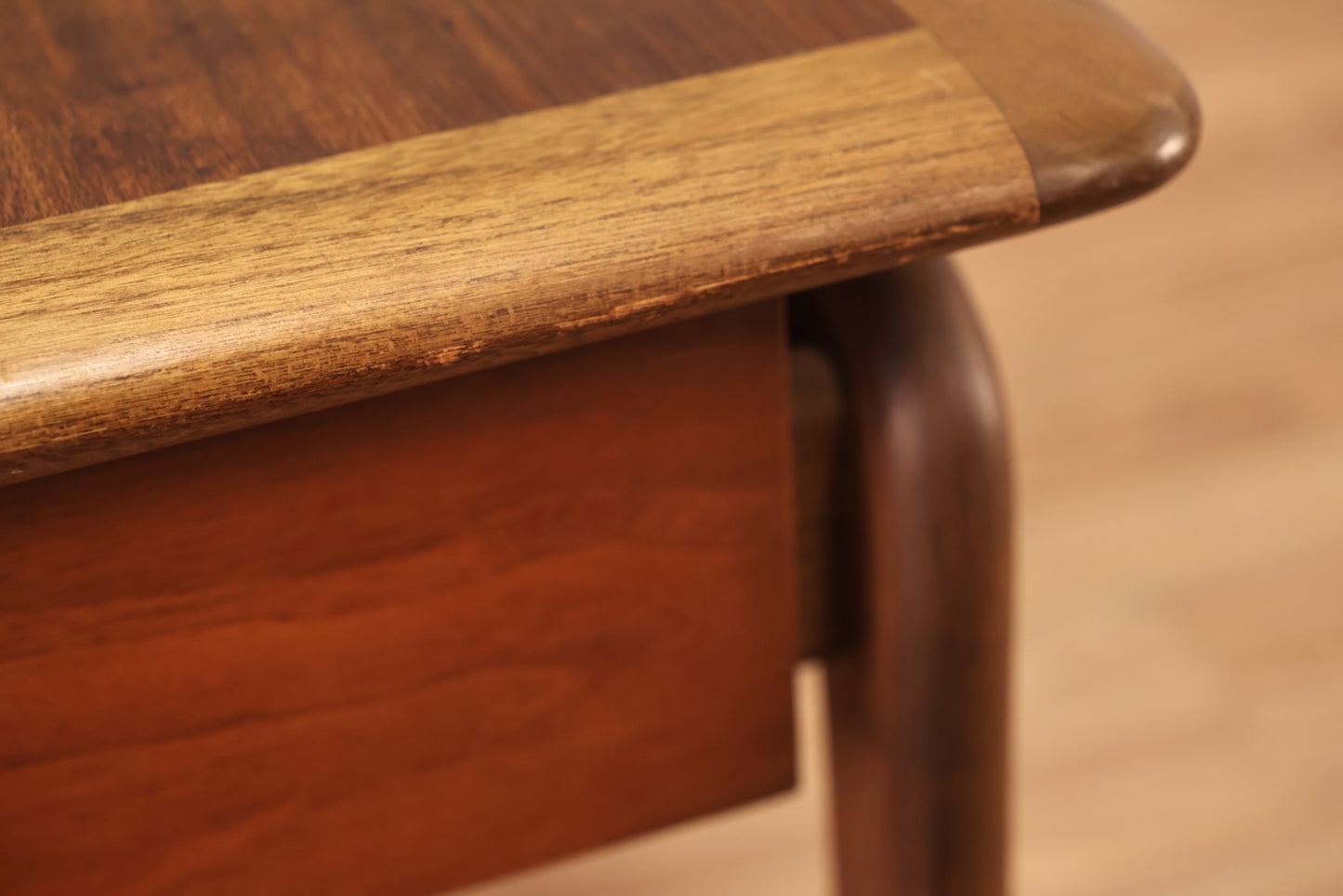 Lane "Perception" Walnut 1-Drawer End Table - ONLINE ONLY