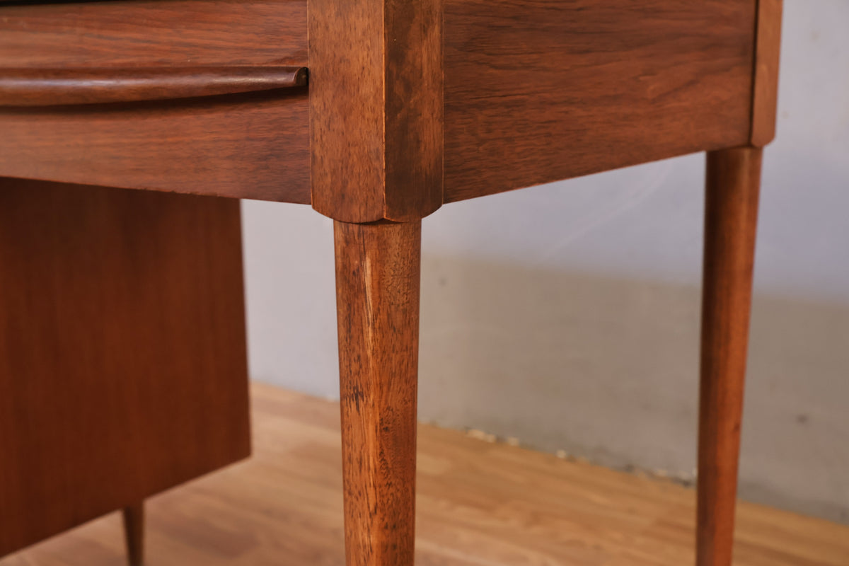 Flanders Walnut 4-Drawer Desk