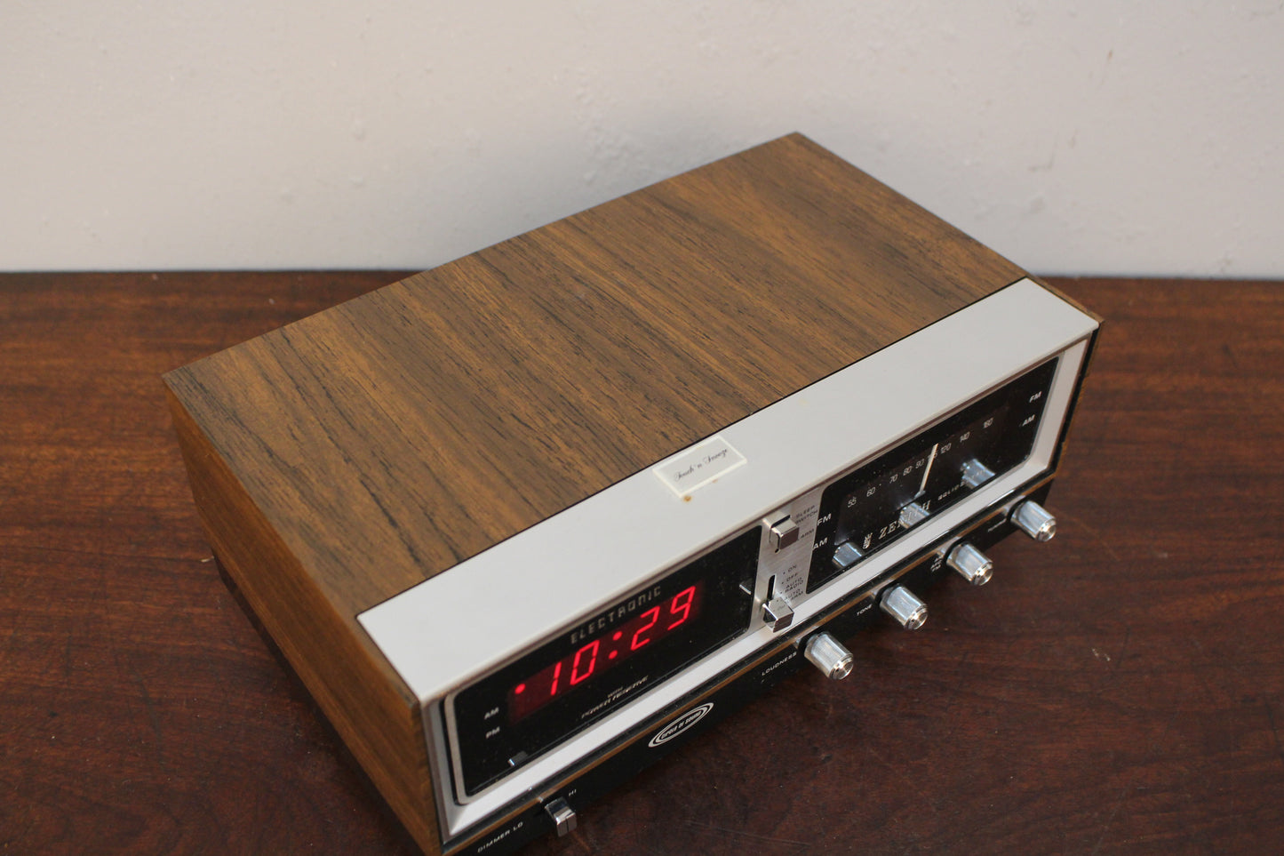 Zenith Digital Clock Radio