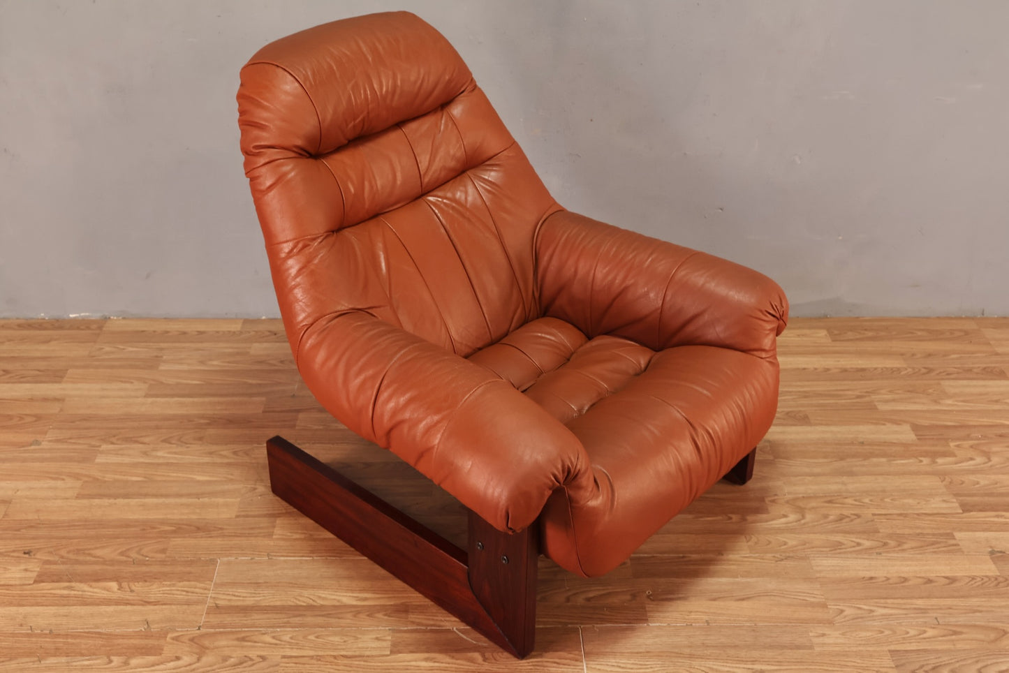 Brazilian Russet Leather Lounge Chair & Ottoman - ONLINE ONLY