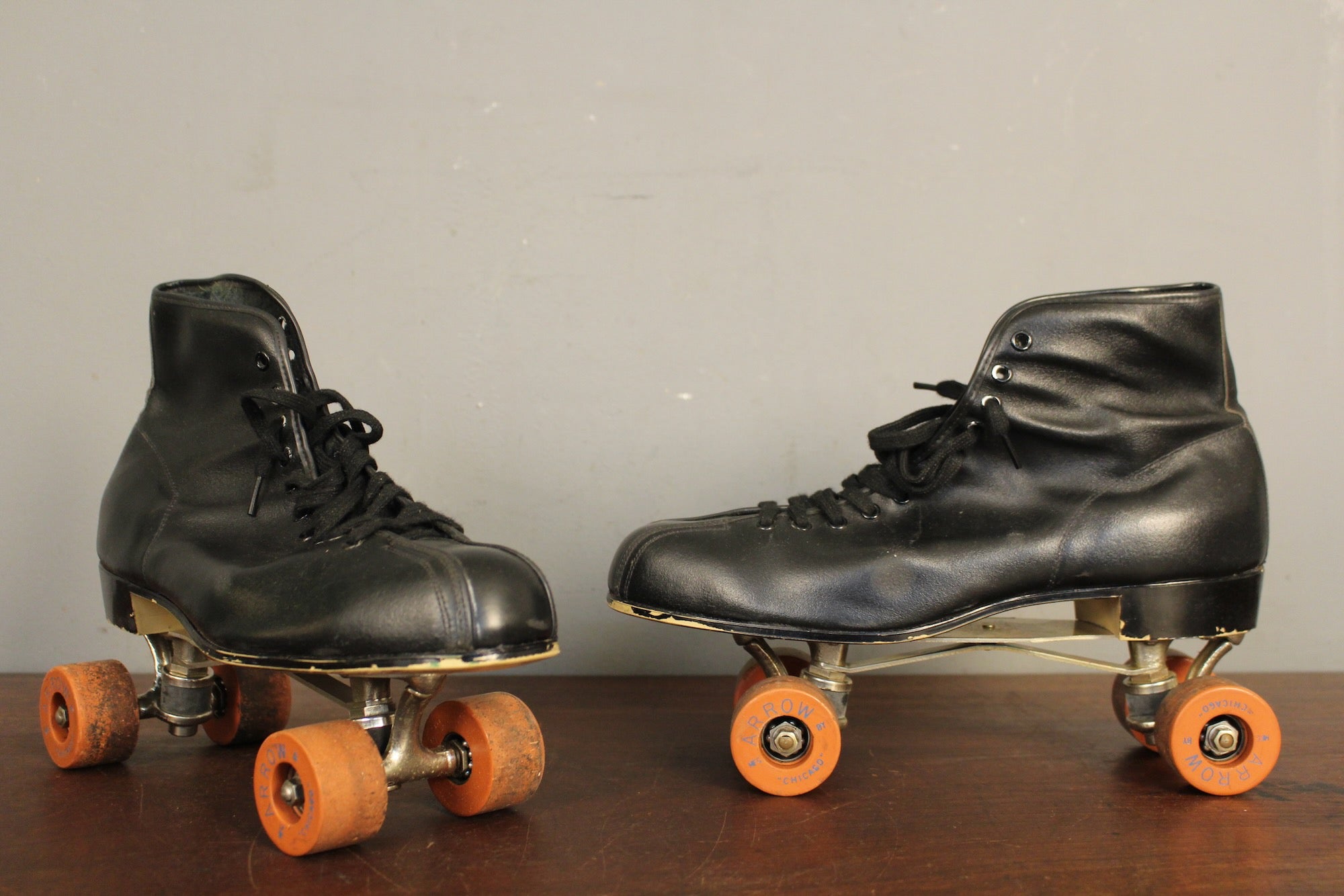 1950s Black Size 12 Roller Skates – Furnish Green