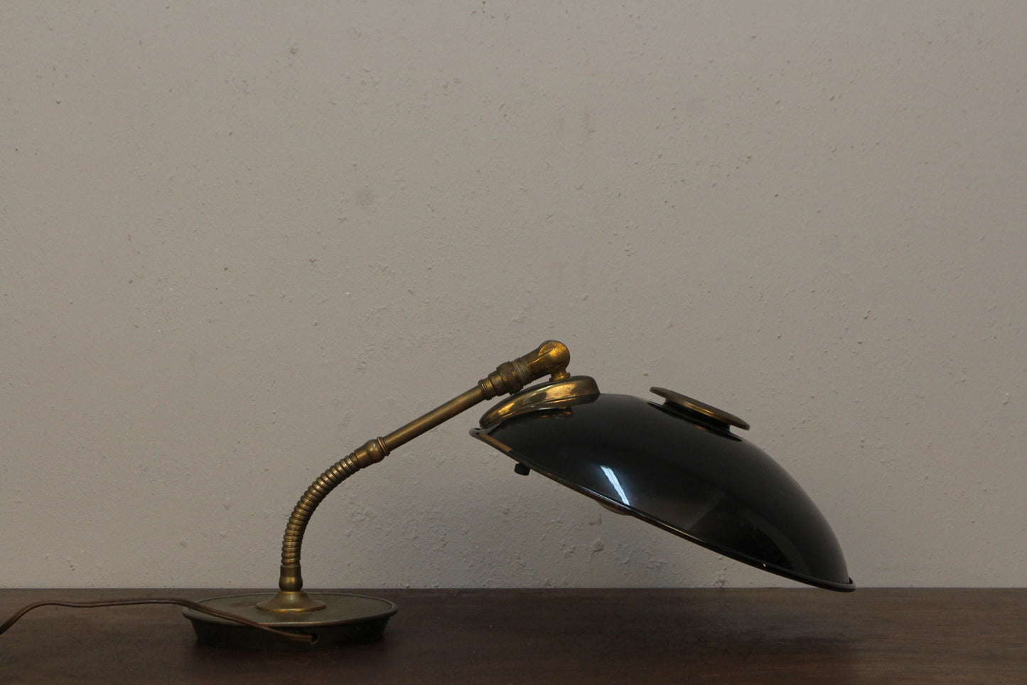 Mid Century Black & Brass Saucer Table Lamp