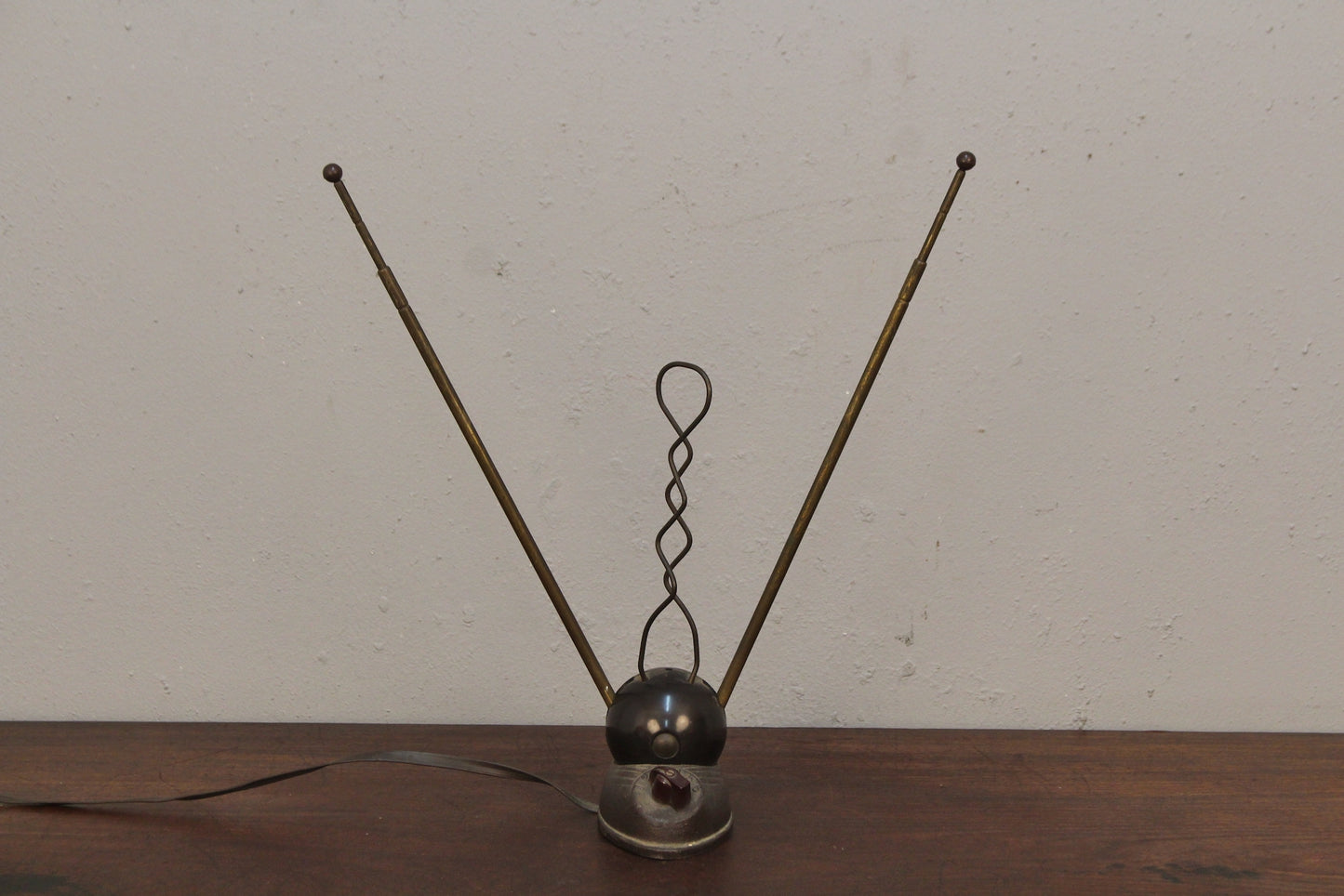 1950s RCA Television Rabbit Ears Antenna