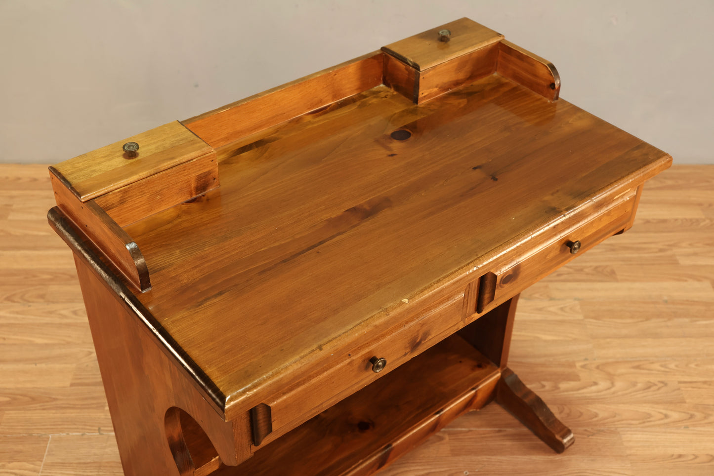 Country Pine 2-Drawer Desk