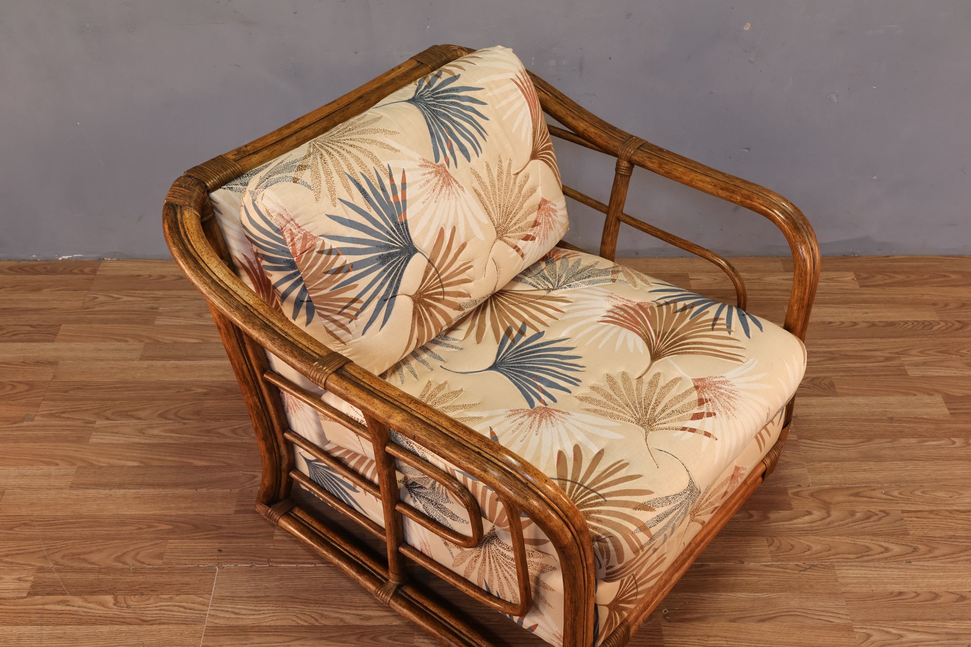 Large Lane Venture Rattan & Palm Lounge Chair – Furnish Green