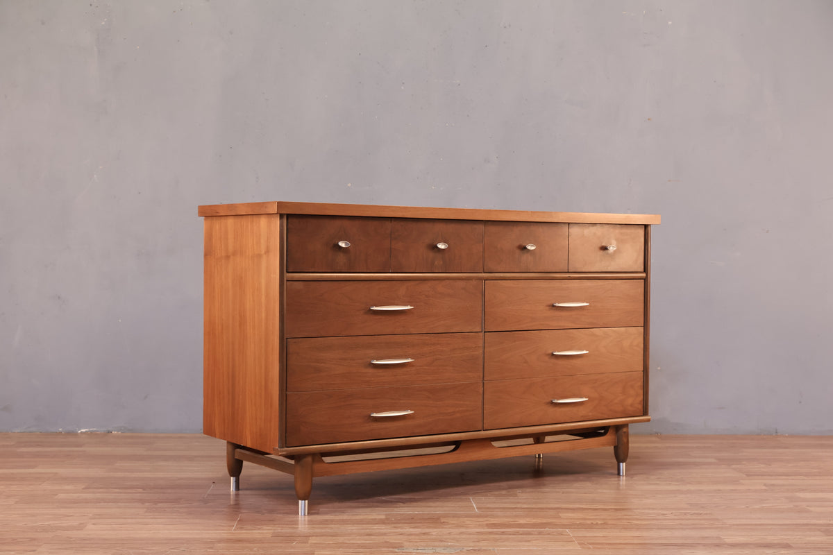 Mid Century Walnut 6-Drawer Dresser