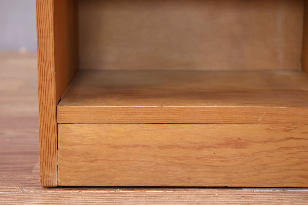 Slim Pine 3-Drawer Console