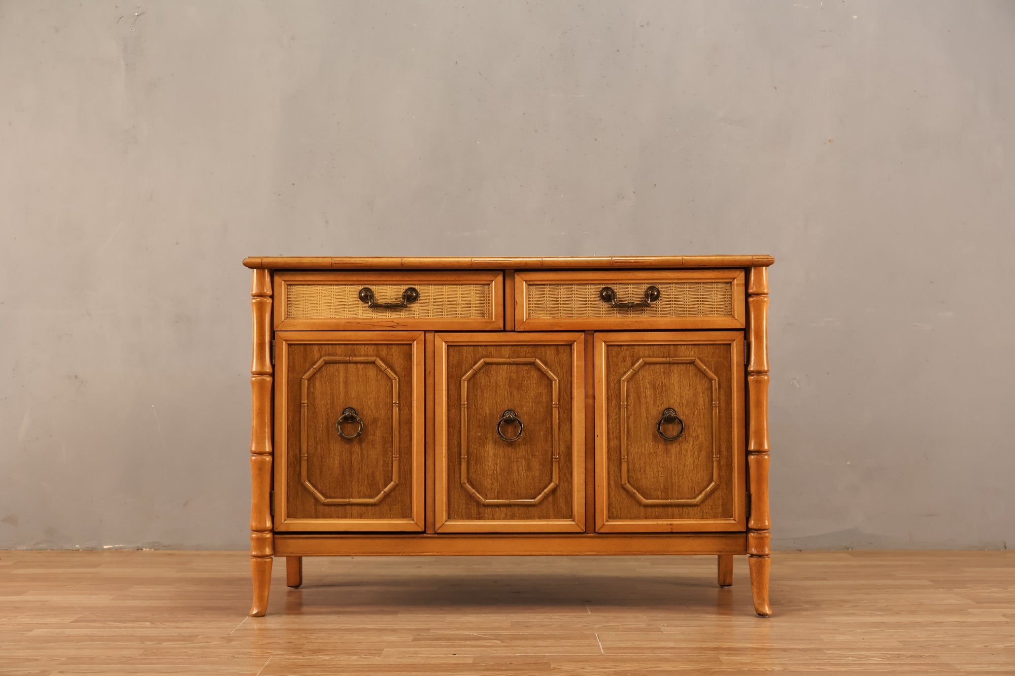 洋書　New Bamboo Compact Broyhill Faux Bamboo & Cane Credenza – Furnish Green