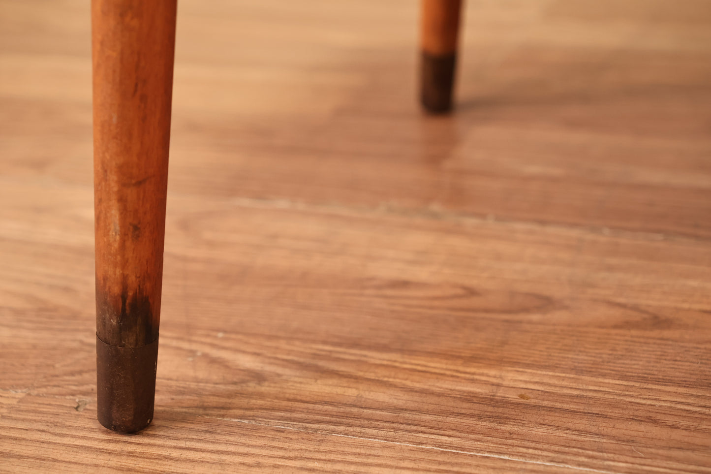Simple Mid Century Laminate Coffee Table - ONLINE ONLY