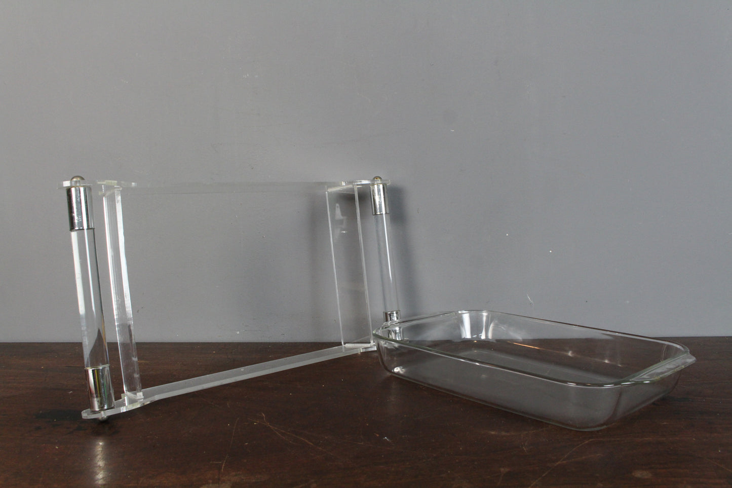 Pyrex/Grainware Glass Dish with Lucite Server