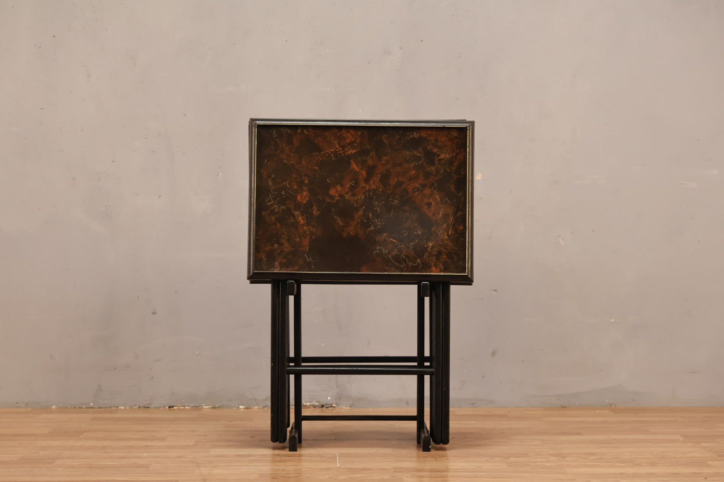 Set of 4 Artex Marbled Laminate Tray Tables