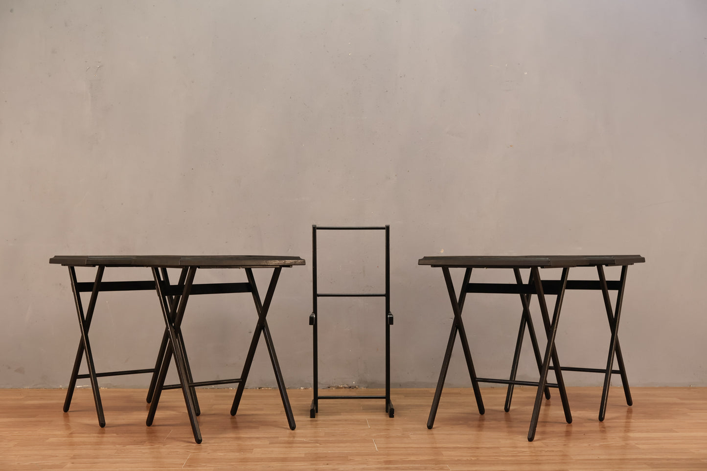 Set of 4 Artex Marbled Laminate Tray Tables