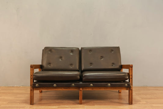 Murphy Miller Espresso Vinyl & Oak Loveseat